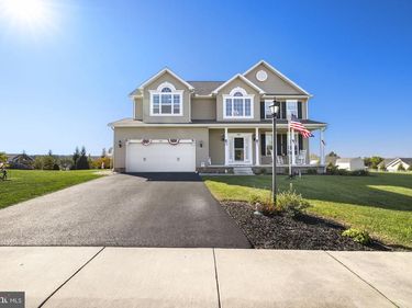 1105 PEARL DRIVE, HANOVER, PA 17331