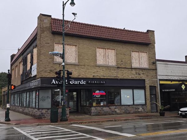 7201 W Greenfield AVENUE, West Allis, WI 53214