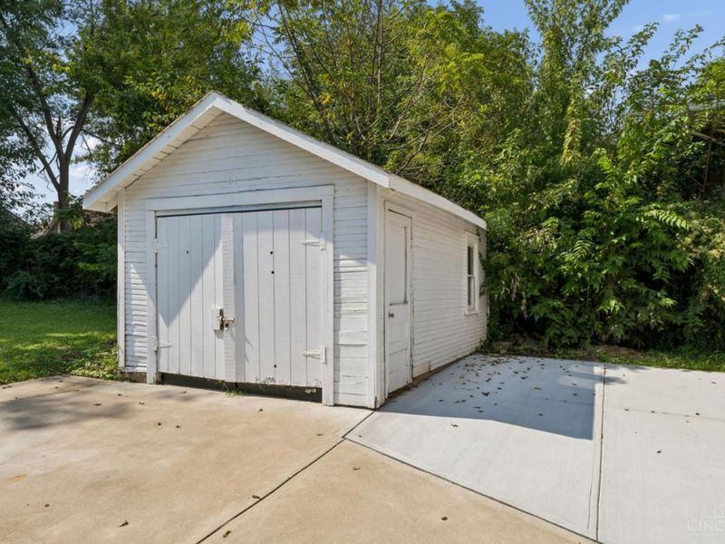 3317 Hildreth Avenue, Cincinnati, OH 45211 Photo 32