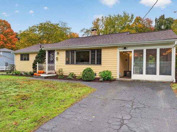 29 Hiram Rd, Framingham, MA 01701