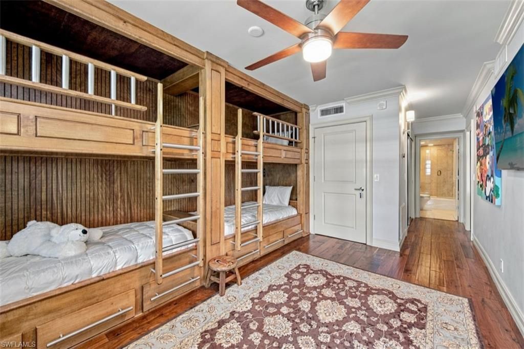 666 3rd St S, Unit 202, Naples, FL 34102 Photo