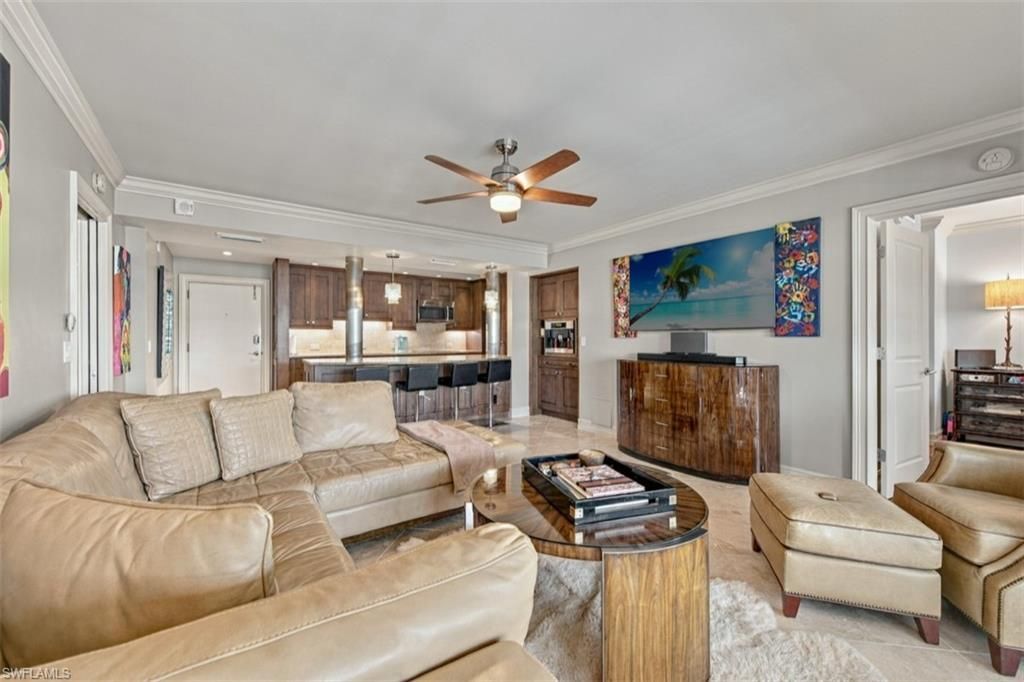 666 3rd St S, Unit 202, Naples, FL 34102 Photo
