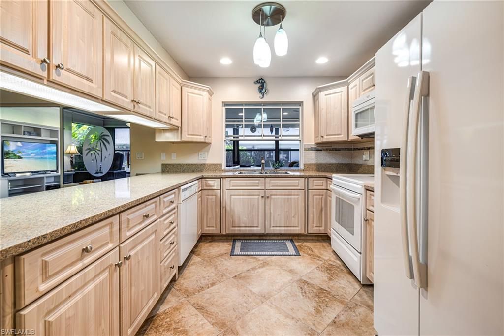 1226 Hazeltine Dr , Fort Myers, FL 33919 Photo