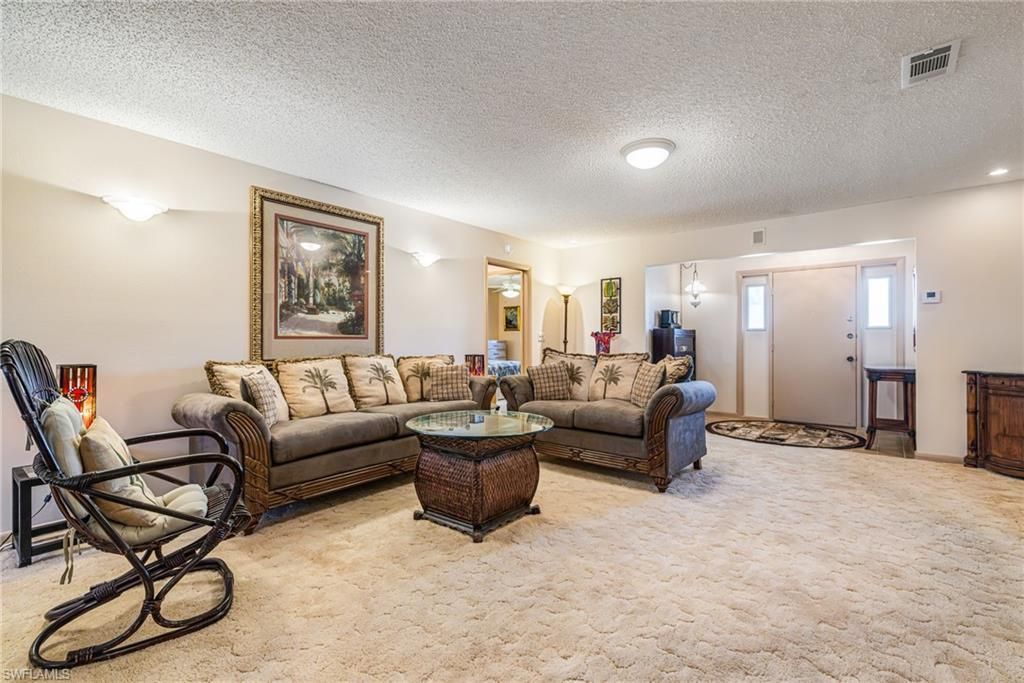 1226 Hazeltine Dr , Fort Myers, FL 33919 Photo