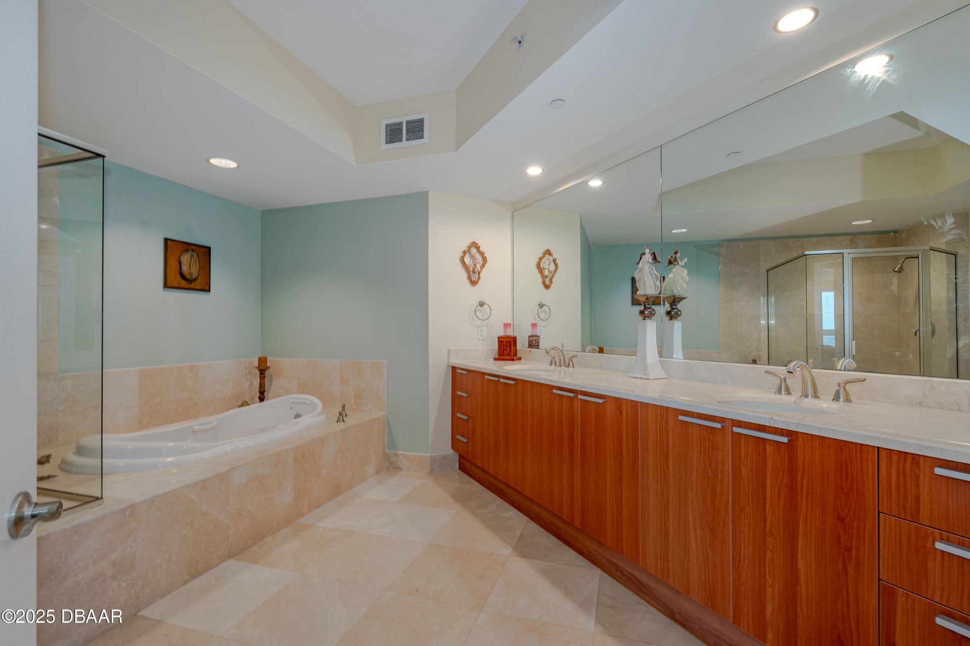 231 Riverside Drive, Unit 609, Holly Hill, FL 32117 Photo