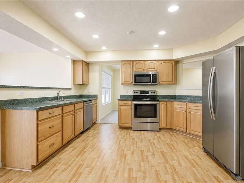 332 Stone Ridge Lane, Monroe, OH 45050 Photo 11