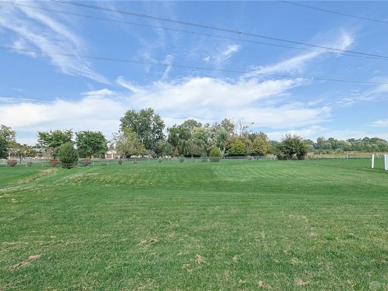 332 Stone Ridge Lane, Monroe, OH 45050 Photo 5