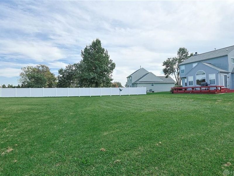 332 Stone Ridge Lane, Monroe, OH 45050 Photo 6