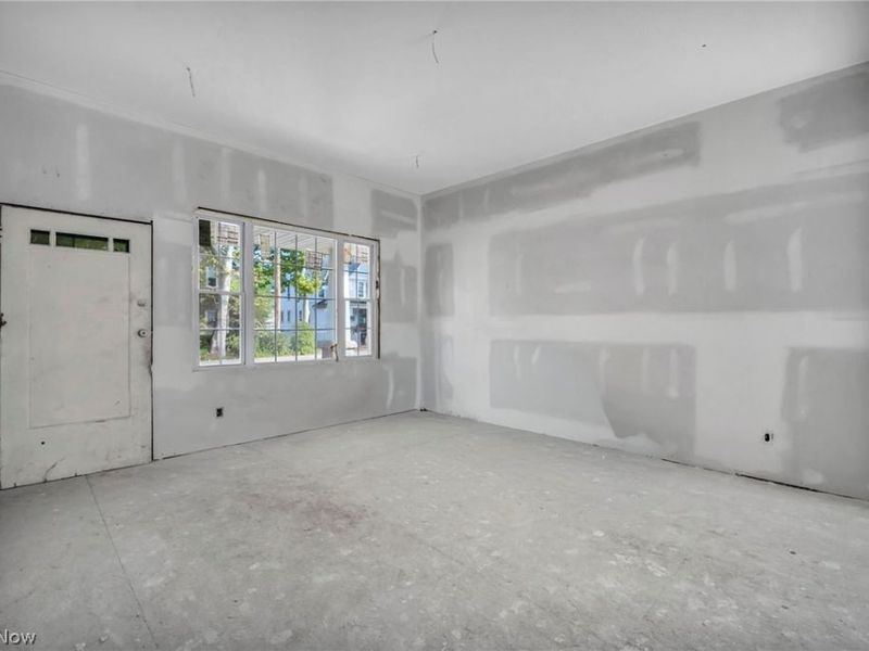1803 Brevier Avenue, Cleveland, OH 44113 Photo 10