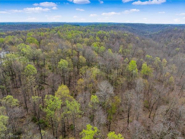 Bush Road, Crooksville, OH 43731