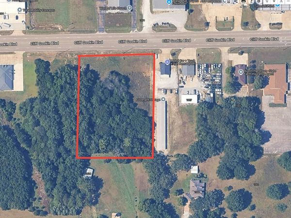 Cliff Gookin Blvd., Tupelo, MS 38801