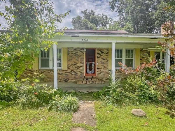 14 Jackson St., Tishomingo, MS 38873