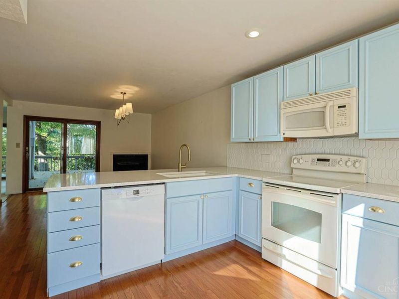 9957 Timbers Drive, Blue Ash, OH 45242 Photo 14