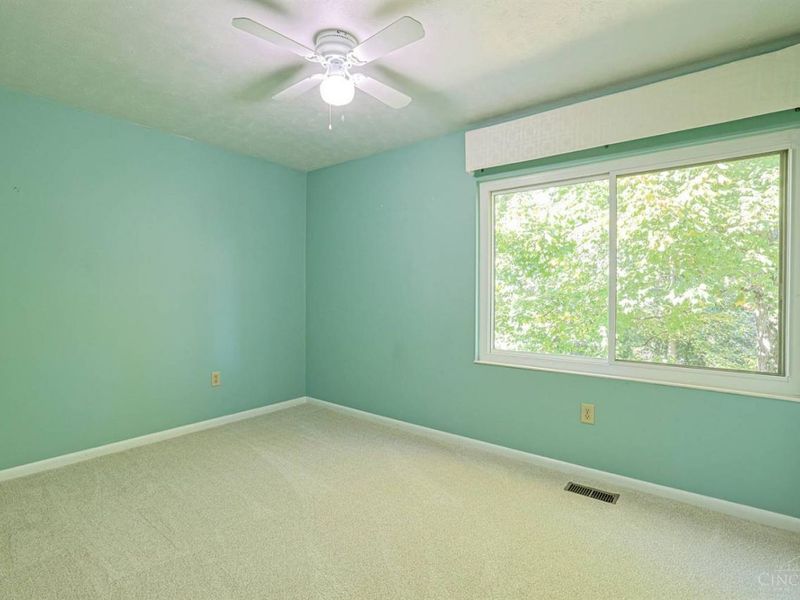 9957 Timbers Drive, Blue Ash, OH 45242 Photo 27