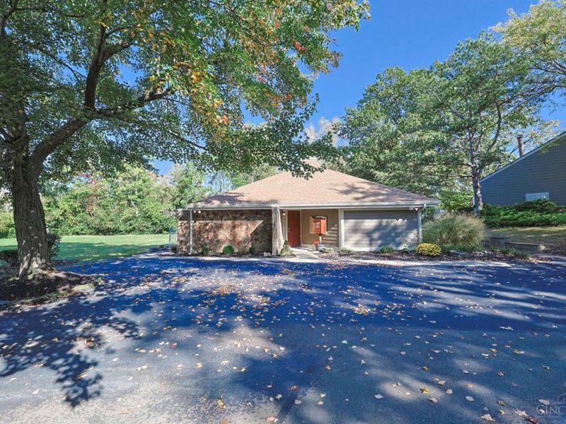 9957 Timbers Drive, Blue Ash, OH 45242 Photo 43