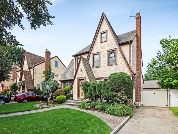 43 Marlborough Road , West Hempstead, NY 11552