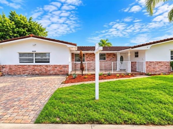 2827 Arthur St , Hollywood, FL 33020