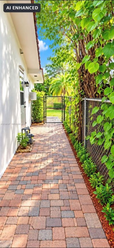 2827 Arthur St , Hollywood, FL 33020 Photo