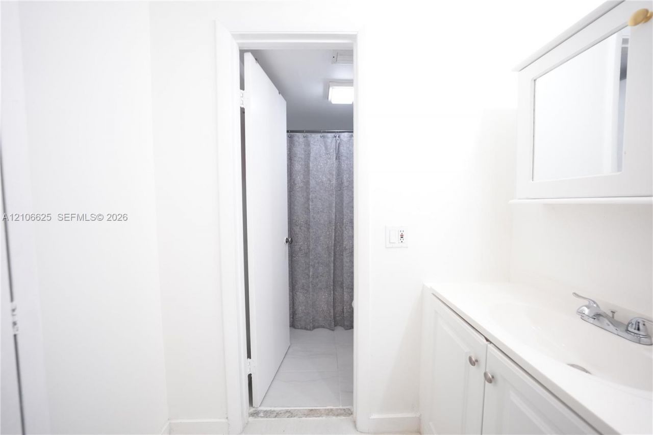 21121 SW 85th Ave, Unit 117, Cutler Bay, FL 33189 Photo