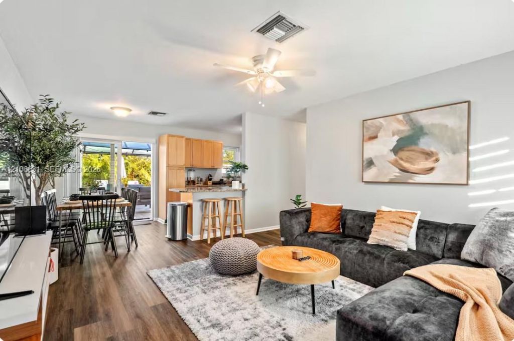 2117 Longwood Rd , Unit N/A, West Palm Beach, FL 33409 Photo