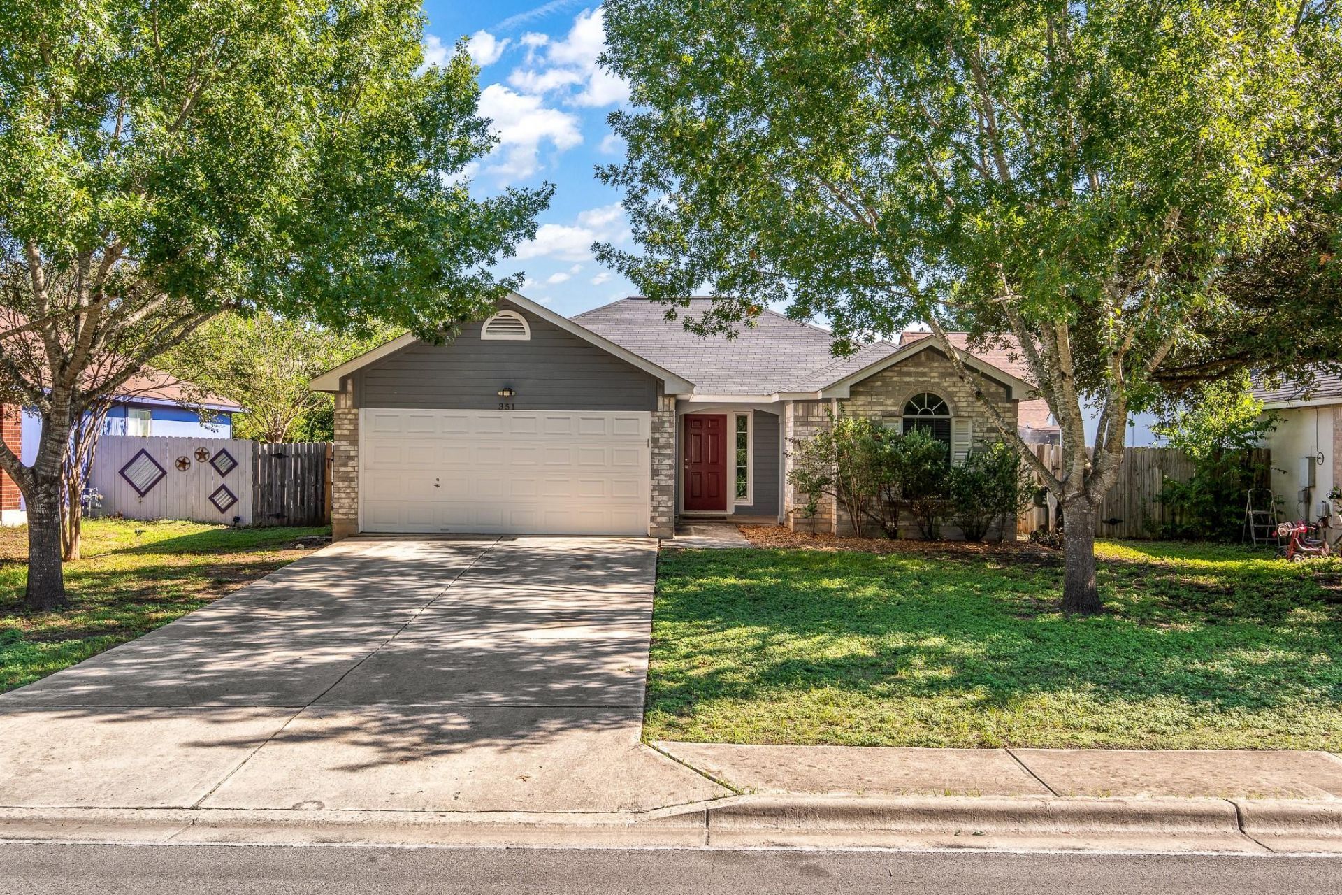 351 Zebra Dr, Kyle, TX 78640 Main Photo