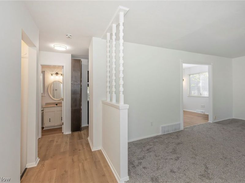 5613 Reef Road, Mentor on the Lake, OH 44060 Photo 3
