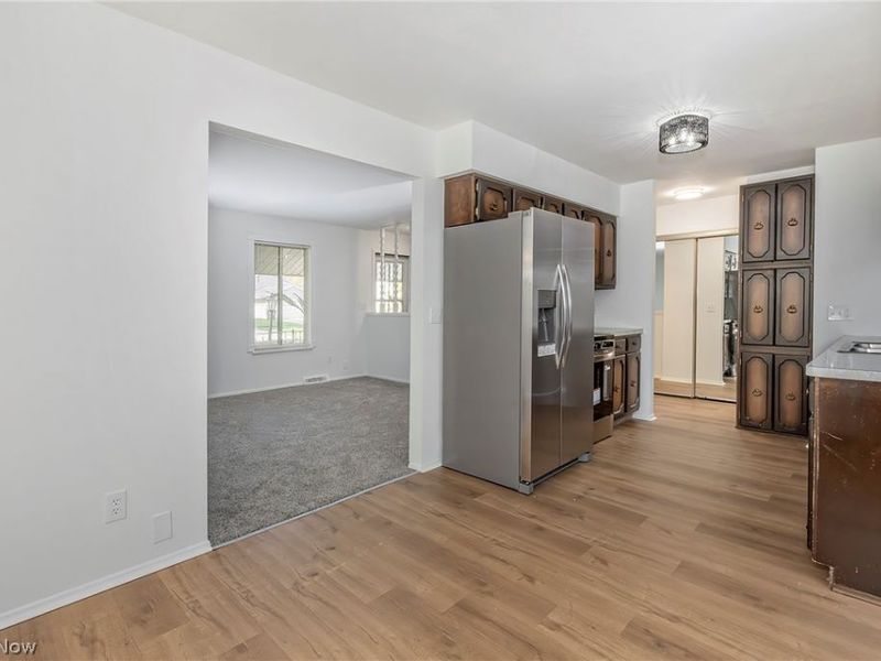 5613 Reef Road, Mentor on the Lake, OH 44060 Photo 7