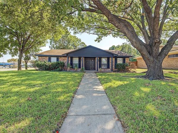 2200 Stafford Lane , Mesquite, TX 75150