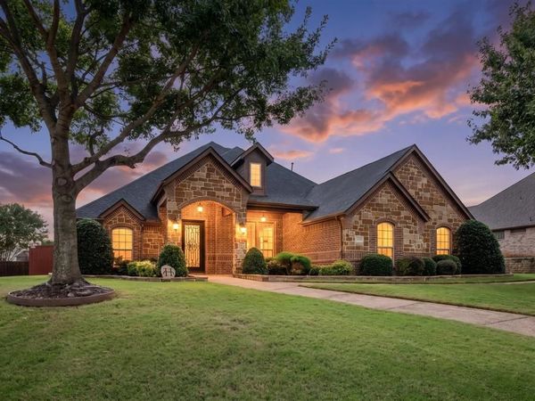 824 Rio Grande Drive, Mansfield, TX 76063
