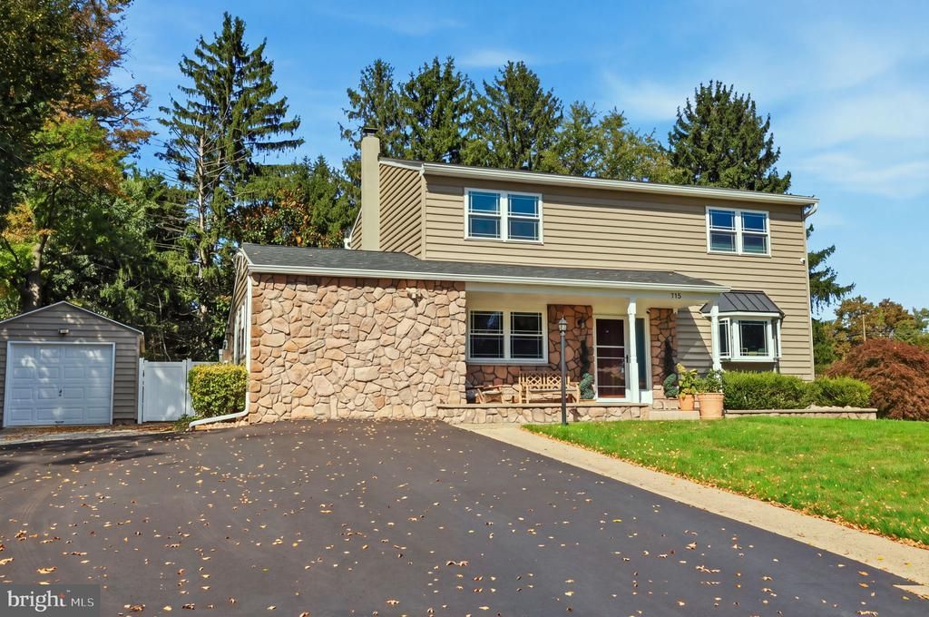 712 PENNSDALE DRIVE, YARDLEY, PA 19067