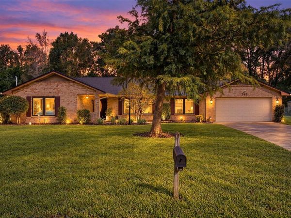 749 WESTCHESTER DRIVE , DELAND, FL 32724
