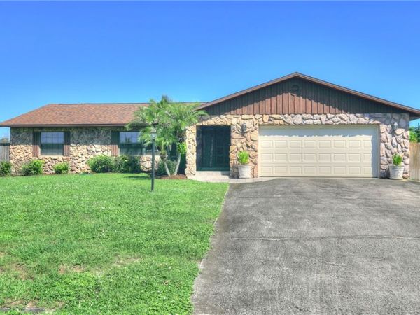 2297 Granville Street NE, Palm Bay, FL 32907