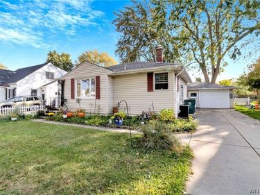 751 Pioneer Drive , North Tonawanda, NY 14120