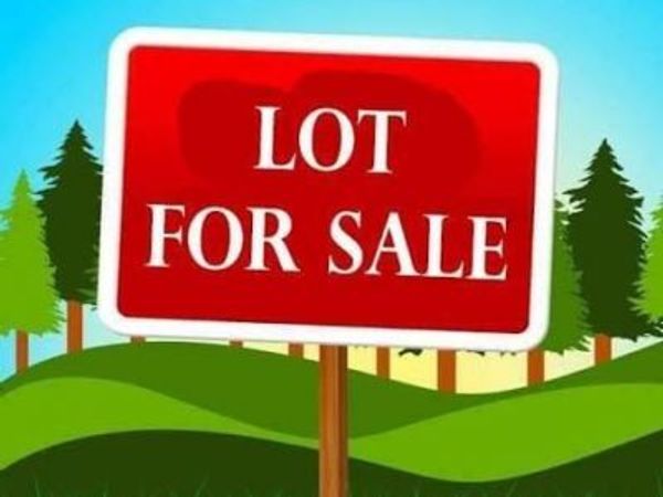 2204 N Carlson Street, Westland, MI 48185