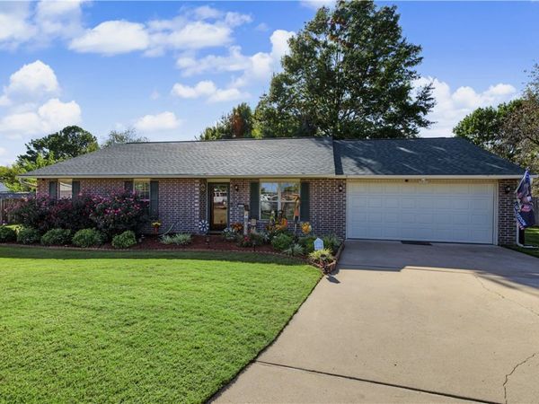 3839 Derrick Lane , Springdale, AR 72762