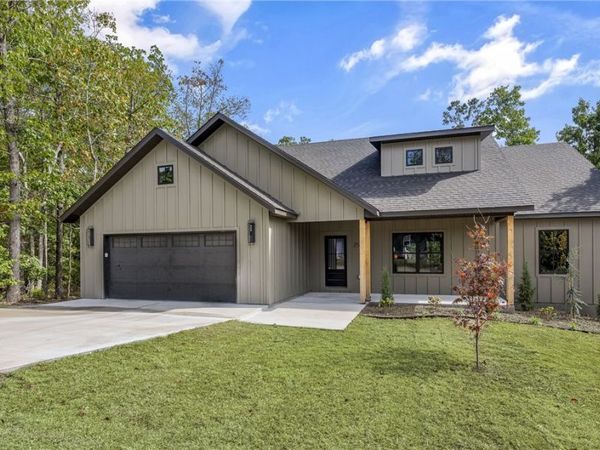 25 Salisbury Drive, Bella Vista, AR 72714