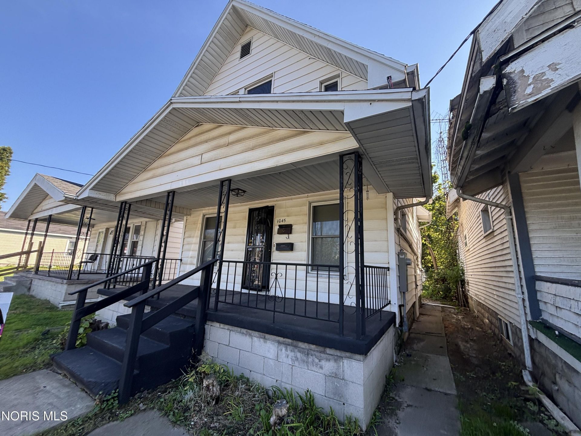 1045 Nebraska Avenue, Toledo, OH 43607 Main Photo