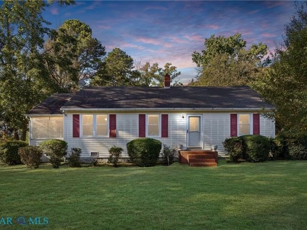 8472 George Washington Memorial Highway , Gloucester, VA 23061