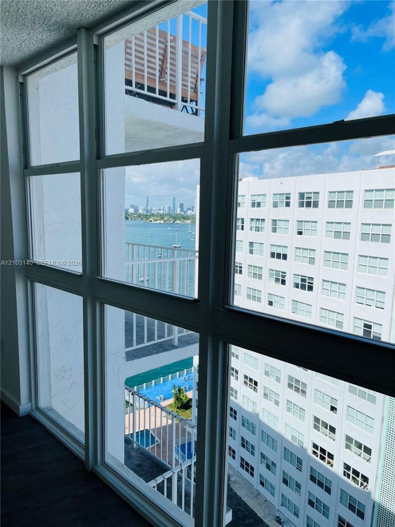1228 West Ave , Unit 1407, Miami Beach, FL 33139 Photo
