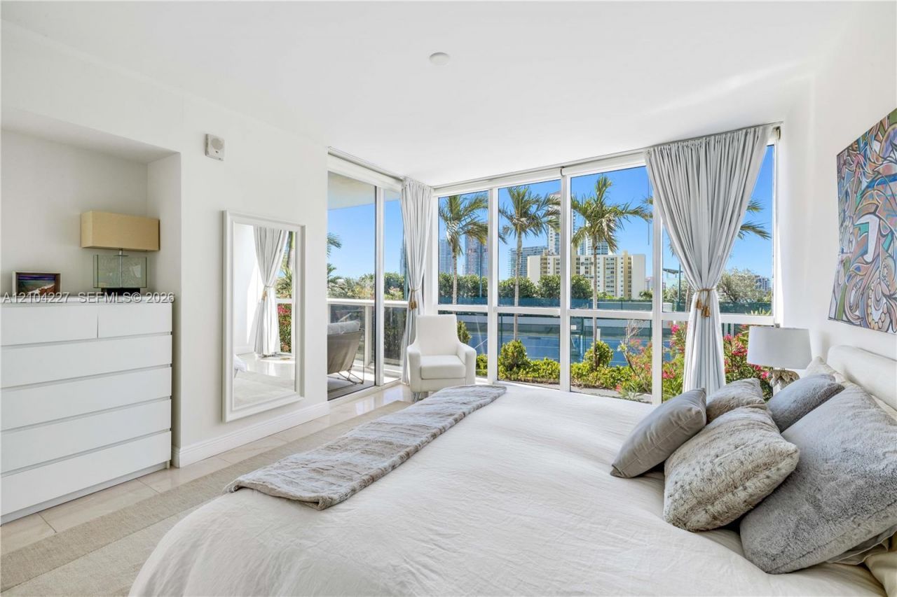 400 Alton Rd , Unit 610, Miami Beach, FL 33139 Photo