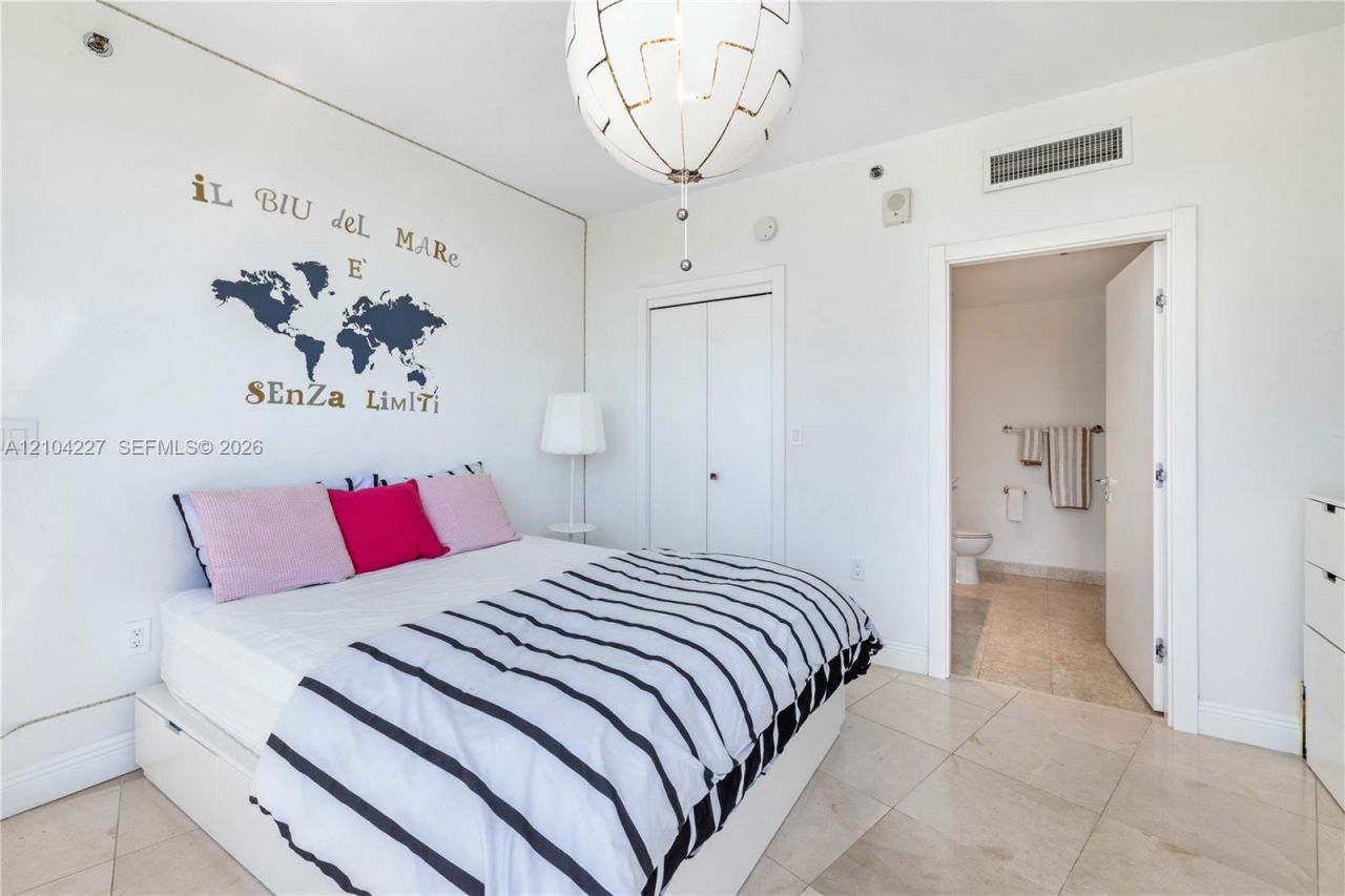400 Alton Rd , Unit 610, Miami Beach, FL 33139 Photo