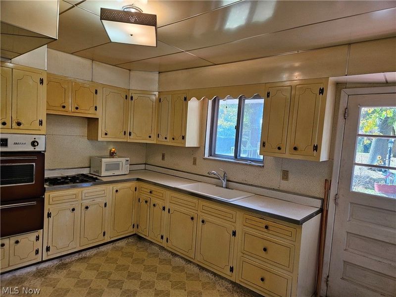414 Broadview Road, Tallmadge, OH 44278 Photo 9