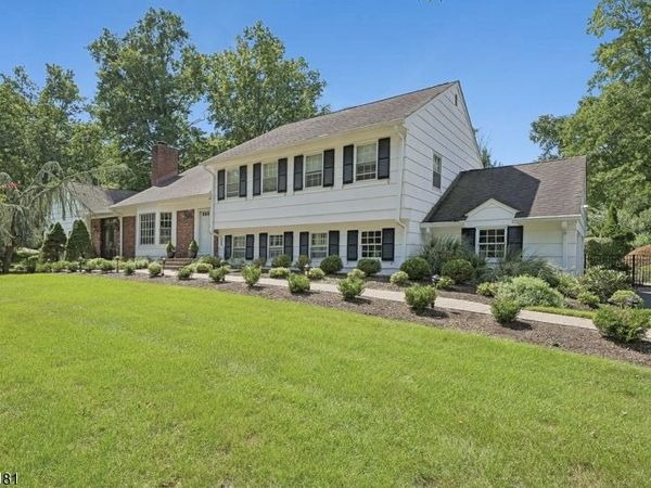 14 WESTVIEW ROAD, Millburn, NJ 07078