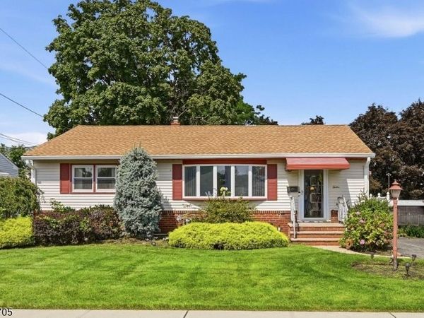 12 Parson Rd, Clifton, NJ 07012