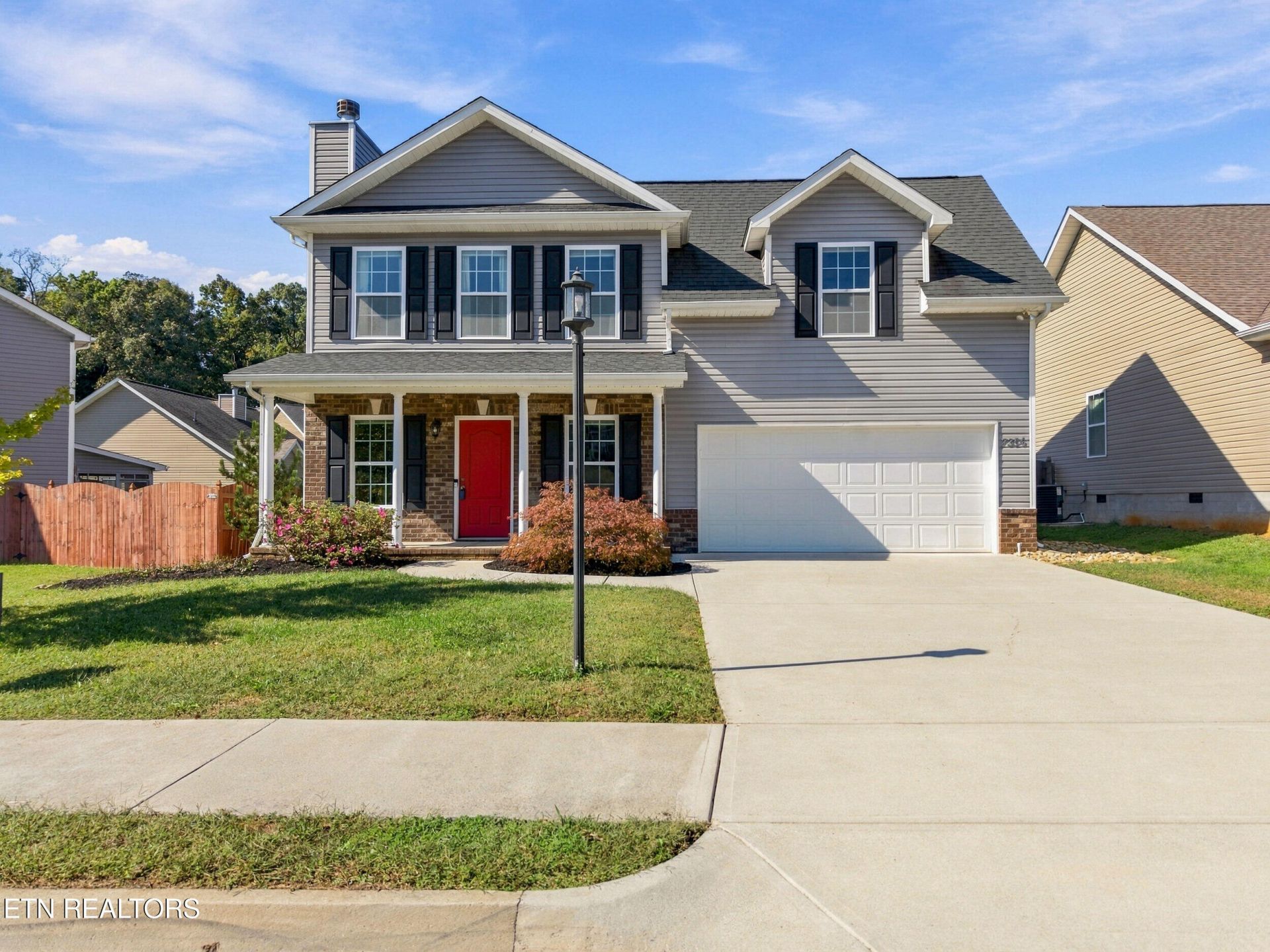 7356 Ladd Rd, Powell, TN 37849 Main Photo