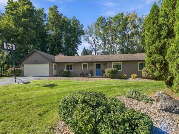 17 Tree Top Drive , Rochester, NY 14625