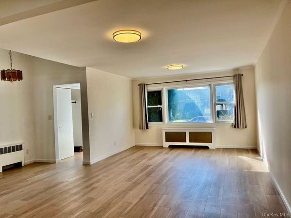 East Meadow, NY 11554
