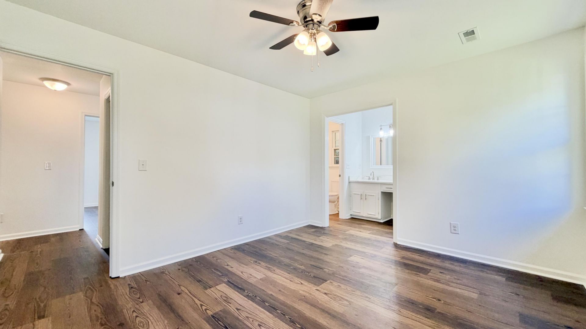 104 Stuart Court Photo 15