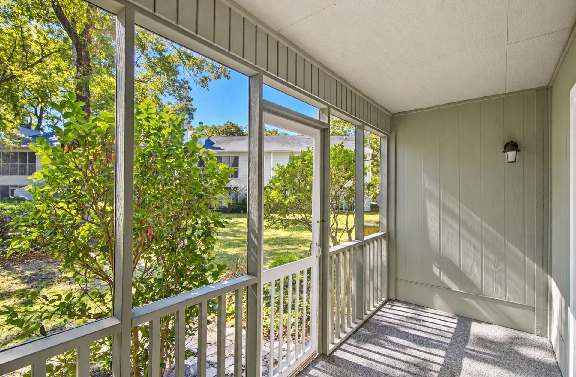 1203 Village Creek Lane Photo 32