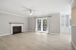1203 Village Creek Lane photo 4